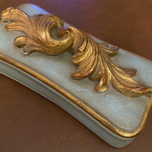 Vintage Borghese Chalkware Box - Picture 5 of 16